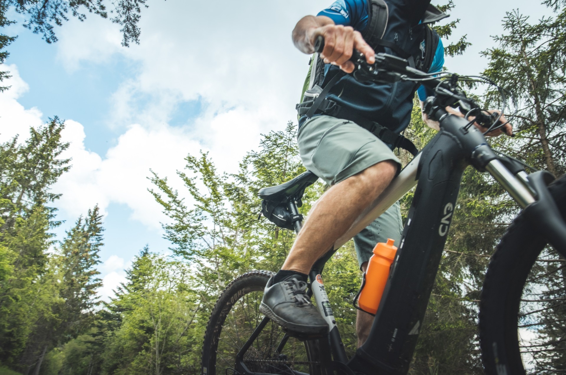 vtt_aux_alentours_de_la_station_du_lac_blanc_1_.jpg