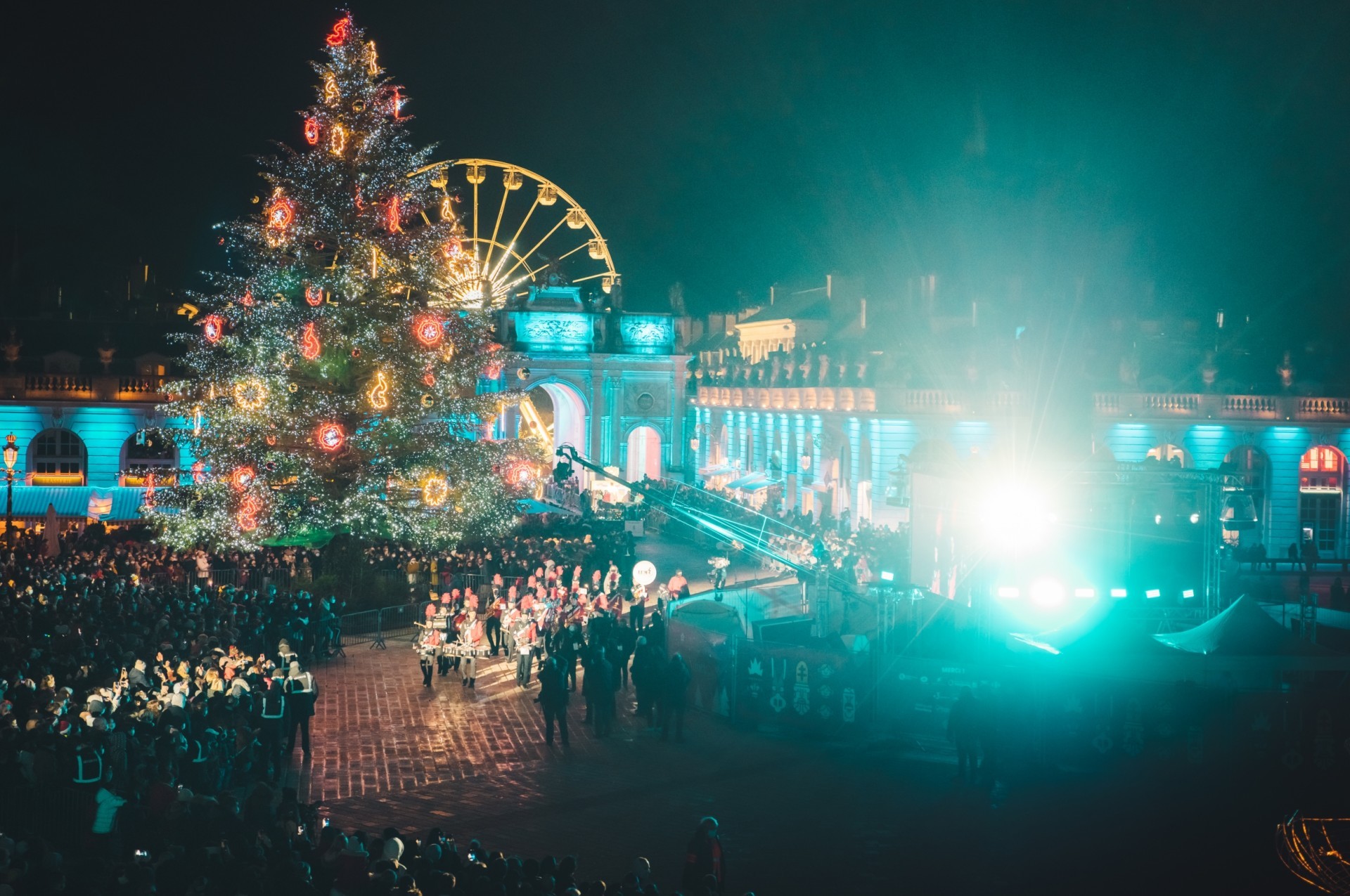defile_de_la_saint_nicolas.jpg